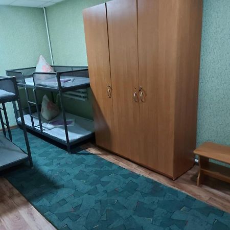 Мини-Отель "Алатау",Хостел Pavlodar Buitenkant foto